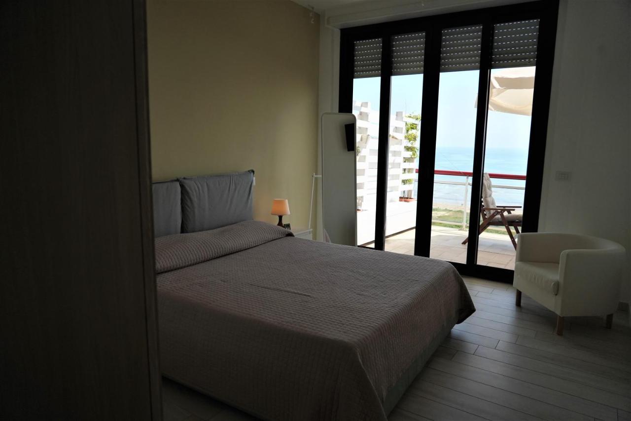Sunrise Apartments Термоли Экстерьер фото